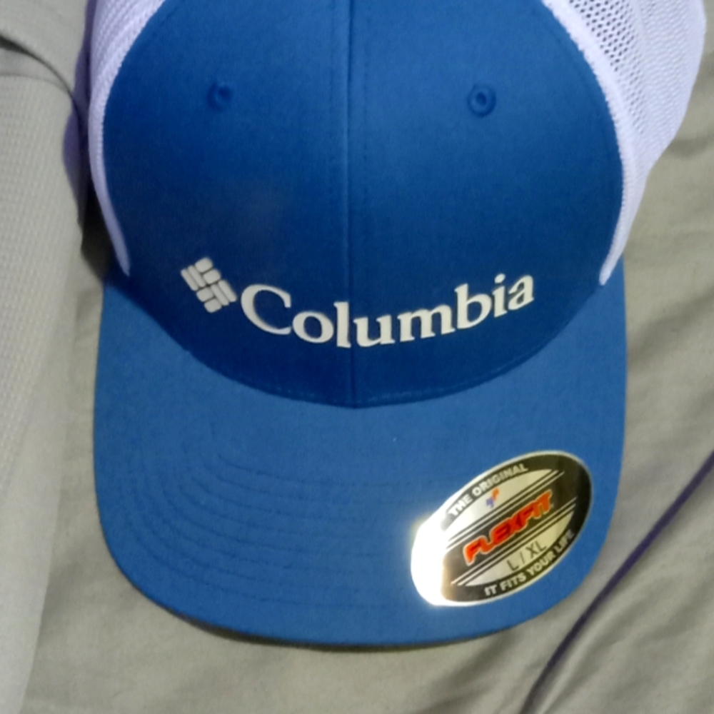 Columbia fitted hat